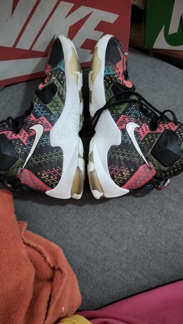 รองเท้ามือ2 19