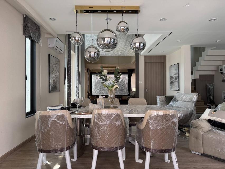 ขายบ้านพูลวิลล่าพัทยาสร้างใหม่2ชั้นพร้อมอยู่ 4 ห้องนอน 5 ห้องน้ำ ซอยชัยฤกษ์1 ใกล้ทะเลจอมเทียนเพียง 1.5 กม. มีเพียง3หลังเท่านั้น 12