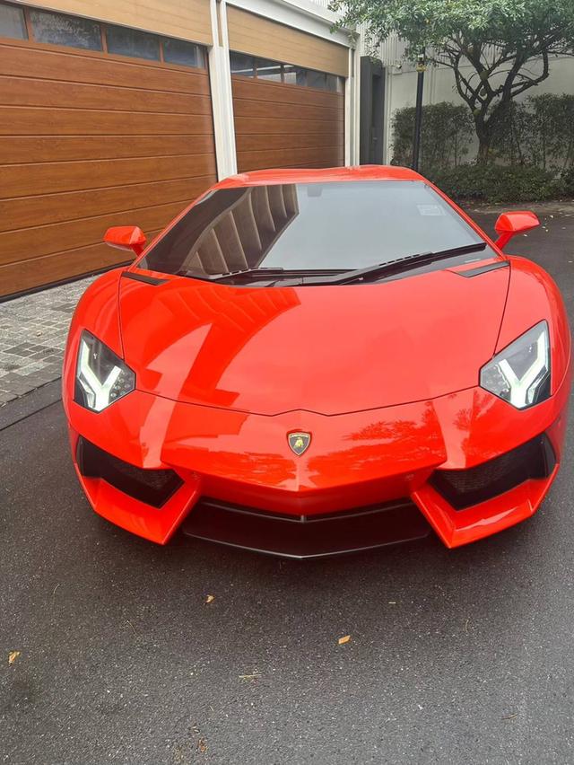 Lamborghini Aventador LP 700-4  Year 2014 ไมล์ 23,xxx km Sale 17  Million BAHT  Tel 085-1210072 7