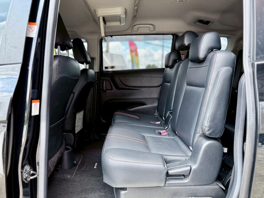 Toyoya Sienta 1.5V ปี20 15