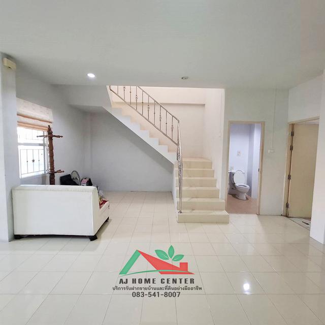 ขายบ้านแฝด38.4ตรว. ม.นันทวัน10 ซ.เลียบวารี37 บ้านเปล่า สภาพดี ยินดีรับผ่อนตรง 3