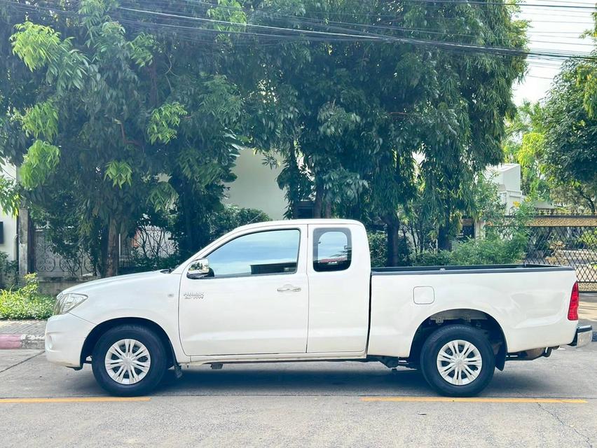 TOYOTA HILUX VIGO 2.7 VVT-i Open Cab เกียร์ M/T สีขาว ปี 2011 7