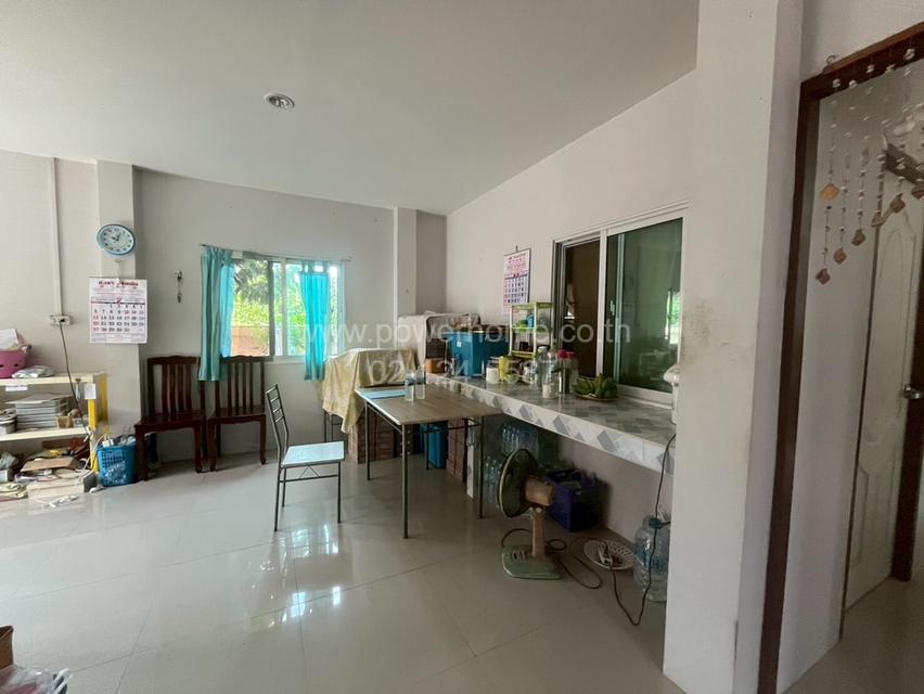 บ้านเดี่ยว 2 ชั้น ซอยบางกร่าง 52  ใกล้ถนนราชพฤกษ์ ถนนบางกรวย-ไทร้อย ต.บางกร่าง อ.เมืองนนทบุรี จ.นนทบุรี 7