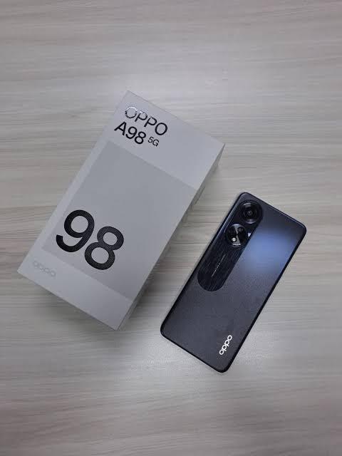 oppo A98สวยๆ 1