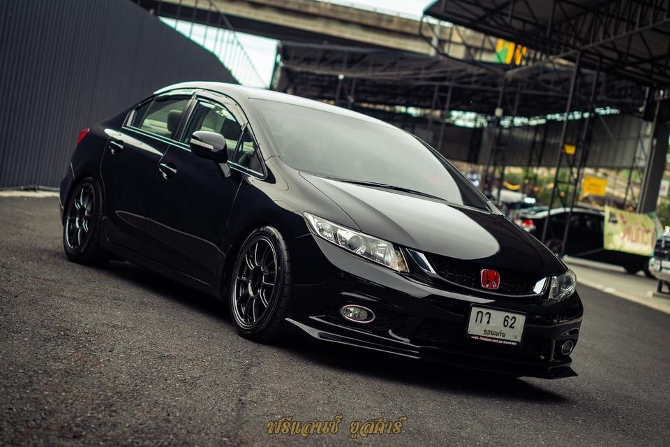Honda civic FB 2013 E Nevi