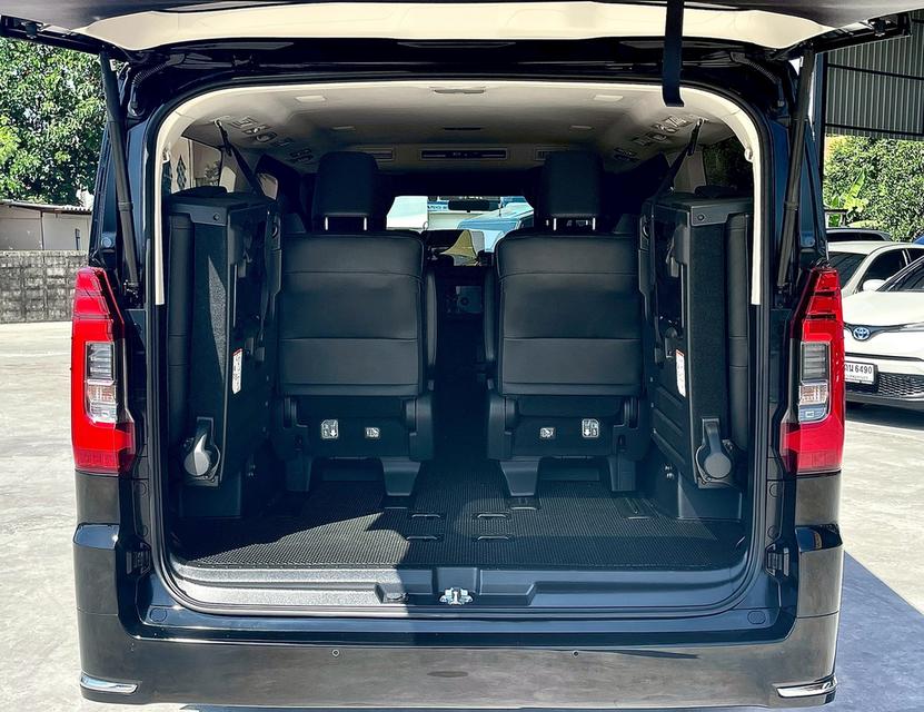 Toyota Majesty 2.8Grande ปี20 17