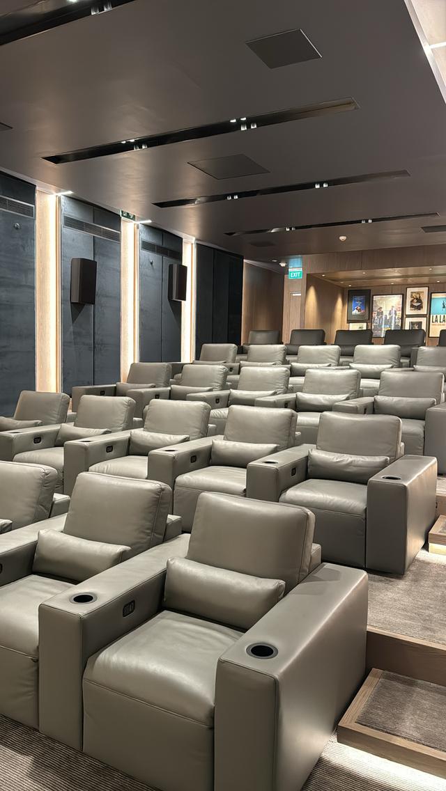 SCOPE Langsuan 2 Bed 3 Bath 155 SqM 7