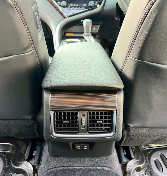 ขาย Toyota Camry 2.5G ปี21 18