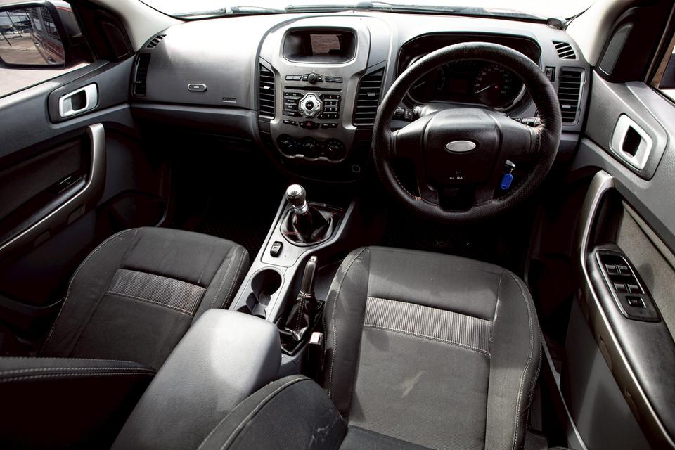 Ford Ranger Hi-lander 4ประตู 2.2 XLT เกียร์ MT ปี 2013 สีแดง สภาพดี 18