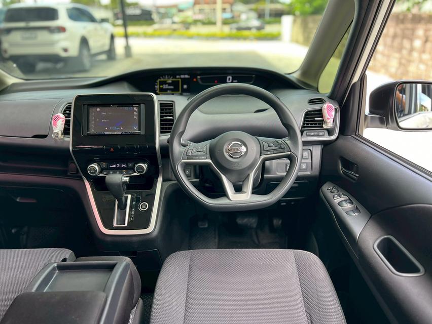 NISSAN SERENA HYBRID 2.0 X 2017  8
