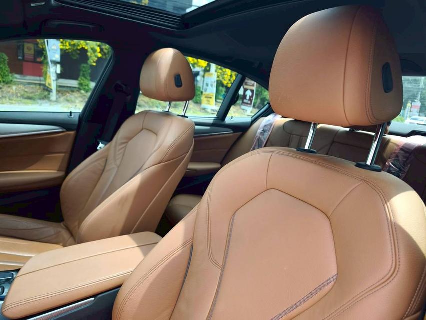 BMW 530e 2.0 M SPORT 2019 สีดำ  10