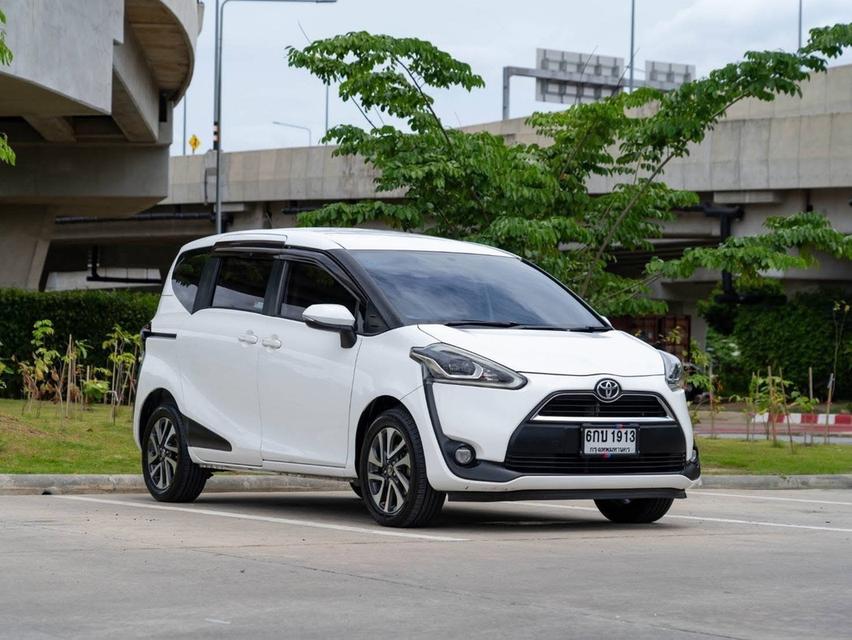 TOYOTA SIENTA 1.5V ปี 2017 สภาพสวยมาก 2