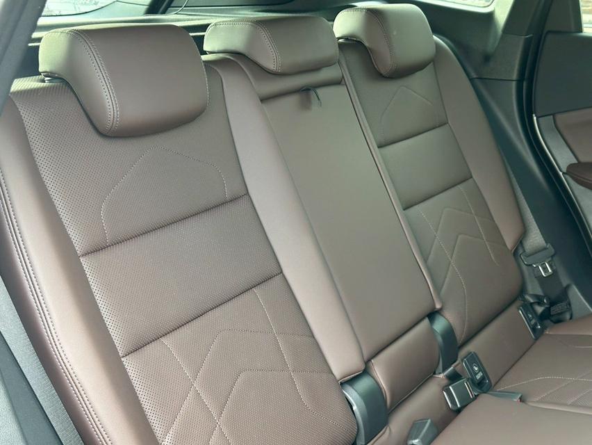 BMW X1 sdrive20i M Sport (U11) 2024 จด25  วิ่งไปเพียง 6พันโลเท่านั้น รถใหม่มาก ประหยัดไปหลายแสนเลยครับ 11