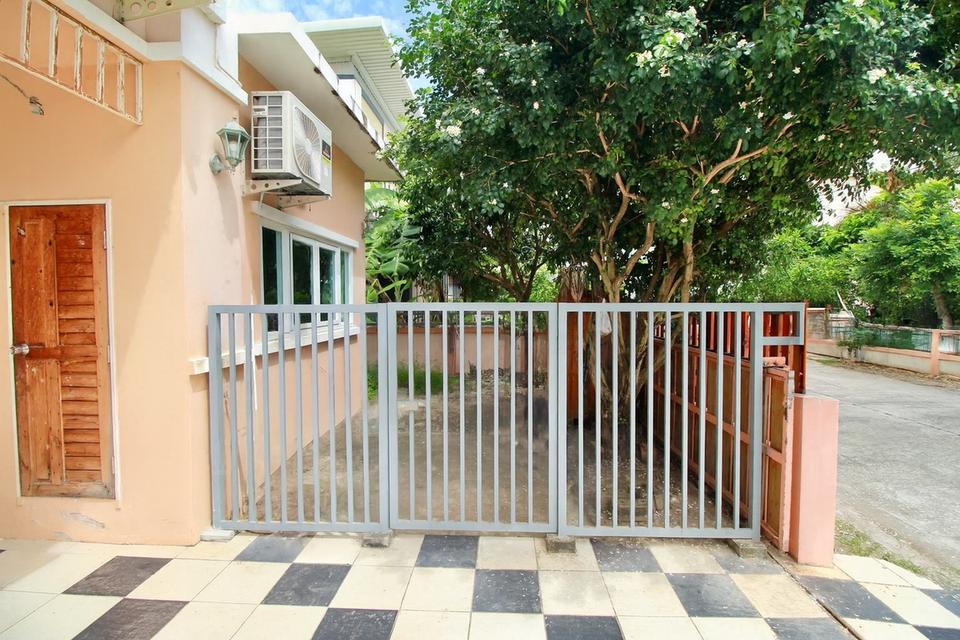 ขายบ้านเดี่ยว 2 ชั้น หลังมุม 112 ตร.วา 6ห้องนอน ใกล้ รพ.กรุงเทพระยอง หมู่บ้านบ้านสวนสุขสิริ เนินพระ ระยอง 14