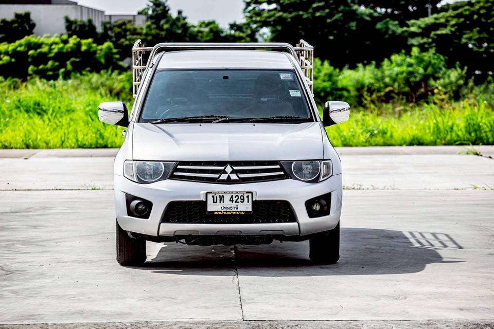 Mitsubishi Triton Cab 2.4 เบนซิล สีเทา CNG ปี 2011 มือเดียวป้ายแดง 2