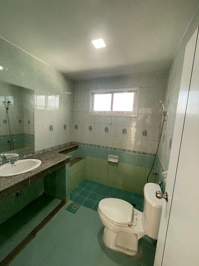 ขาย : บ้านเดี่ยว 2 ชั้น เนื้อที่ 49.9 ตรว.( ถนนเมน )  หมู่บ้านเคซี กรีนวิลล์ ถนนมิตรไมตรี 10/1 12