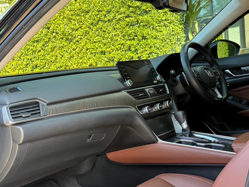 2021 HONDA ACCORD HYBRID รถมือเดียวออกป้ายแดง รถวิ่งน้อย เข้าศูนย์ตามระยะ รถไม่เคยมีอุบัติเหตุครับ 11