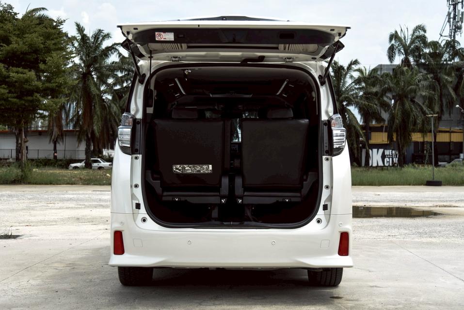 รหัสรถ CBL7505 Toyota Vellfire 2.5 Z G Edition AT 2015