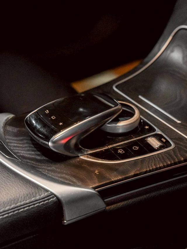 รหัสรถ 67GG8275 Benz C300 2.0 AMG Dynamic ปี2016 W205 7
