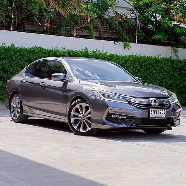 Honda Accord 2.0 EL( G9 MNC ) | ปี : 2017 เกียร์ : ออโต้ | วิ่ง : 99,xxx km. ( มือเดียว/ประวัติศูนย์)