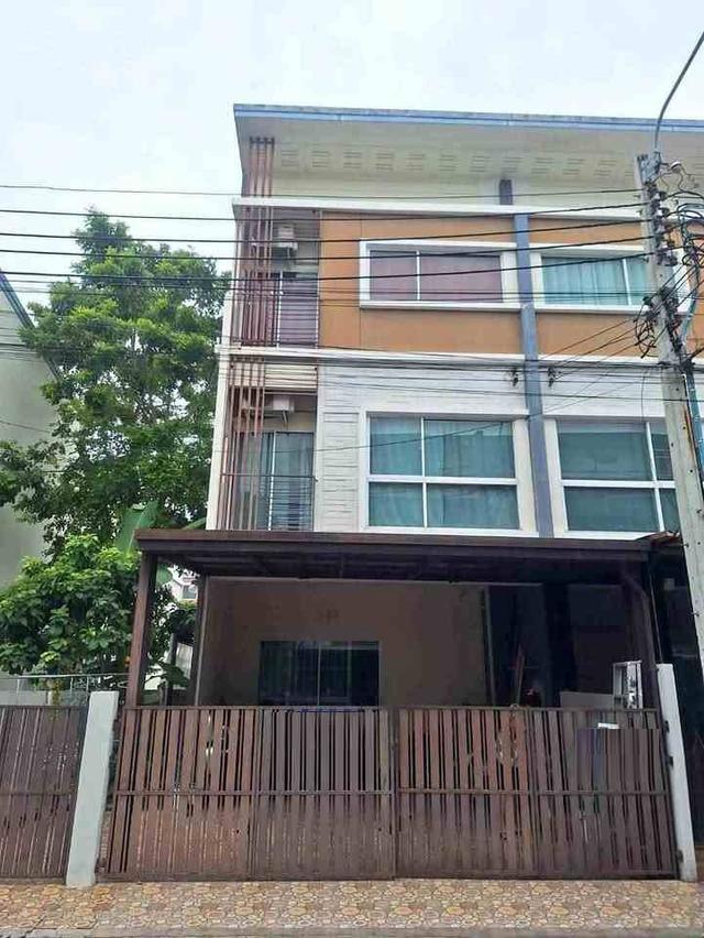  B1001 ให้เช่าทาวน์เฮ้าส์ 3 ชั้น โครงการวิลเลตซิตี้ ซอยพัฒนาการ32 2