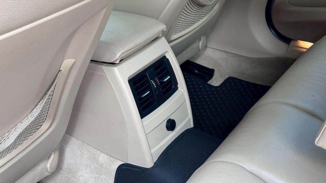 รหัสรถ TPV3330 🎊 BMW 320i 2.0 F30 LUXURY 🎊 2014 17