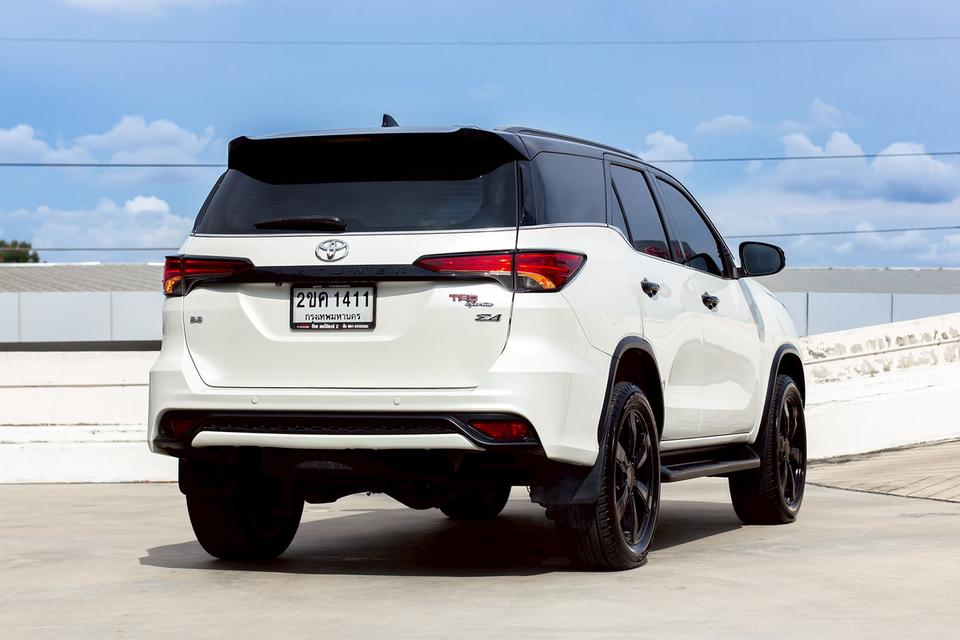2017 Toyota Fortuner 2.8 trd