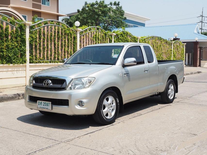 TOYOTA HILUX VIGO SMART CAB 2.7 G ปี 2010 เกียร์AUTO สภาพนางฟ้า 1