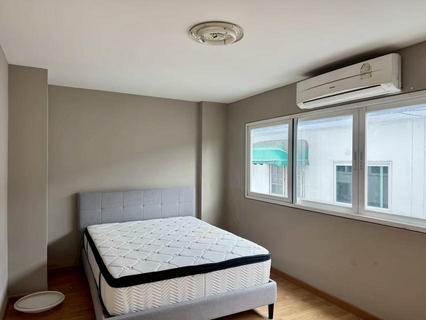 ขายทาวน์โฮม 3 ชั้น โครงการ C-Biz Home เทิดราชัน–ดอนเมือง 11