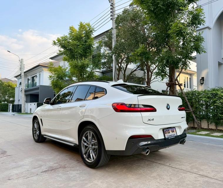 BMW X4 xDrive20d M Sport สีขาว Alpine White ปี19 จด 20 ดีเซล 8