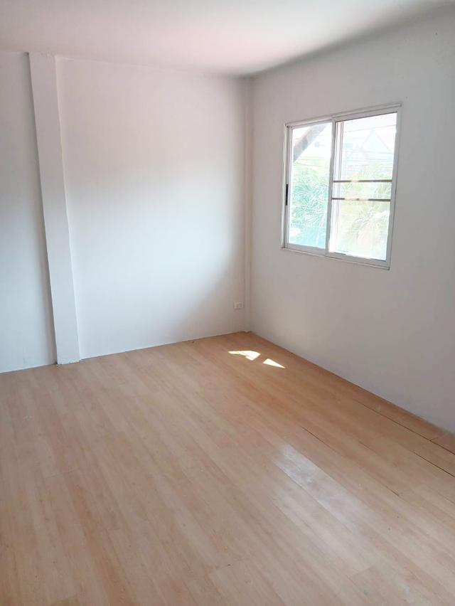 ให้เช่าบ้านเลี้ยงสัตว์ได้ ทาวเฮ้าส์ 2 ชั้น หมู่บ้านถาวรวิลล่า ลำลูกกาคลองสาม  ปทุมธานี ใกล้รพ.สินแพทย์,สถานีรถไฟฟ้าคูคต,ตลาดลำลูกกา,ฟิวเจอร์ 10