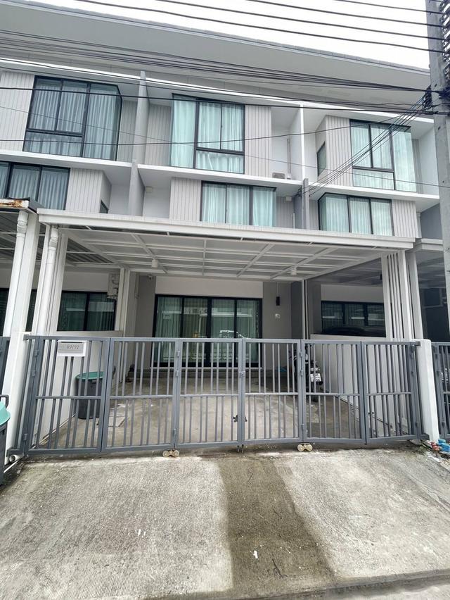 ปล่อยเช่าทาวโฮม 3 ชั้น Pruksa Ville 76 บางนา-วงแหวน 
