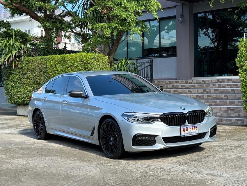 2020 BMW 530e SPORTLINE รถมือเดียว วิ่งน้อยเพียง 8X,XXX กม เข้าศูนย์ทุกระยะ รถไม่เคยมีอุบัติเหตุครับ