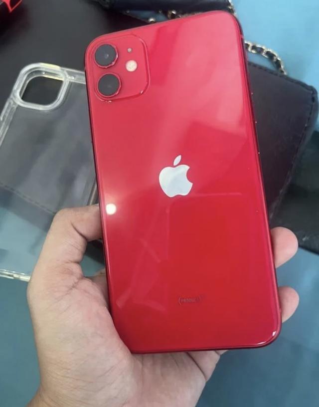 iPhone 11 128GB สีแดง 1