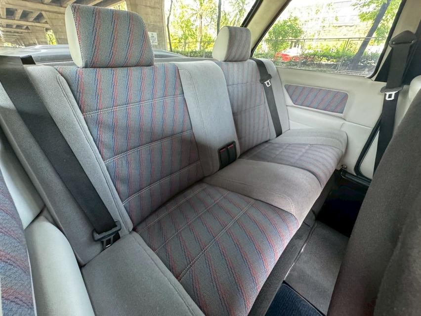 1990 BMW 318i E30 MT รถสวยจัด ตัวจี๊ดในตำนาน รูปที่ 8