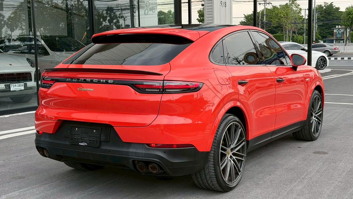 Porsche Cayenne Coupe E-Hybrid 2020 สีส้ม Lava Orange รูปที่ 4