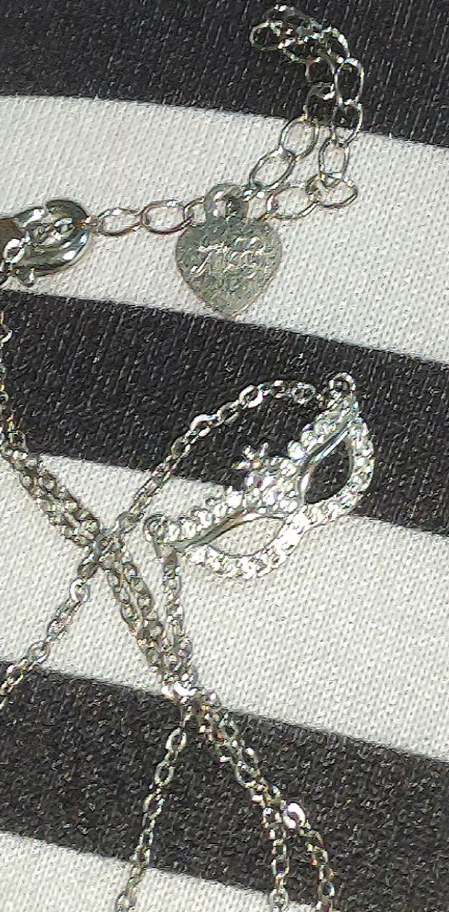 เครื่องประดับสร้อยคอแบรนด์เนม