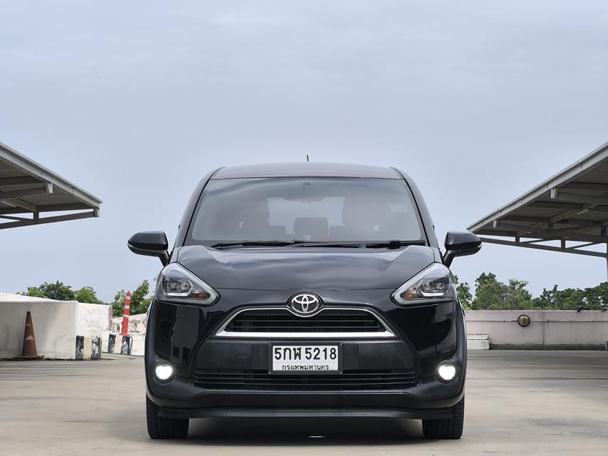 TOYOTA SIENTA 1.5V 2016
