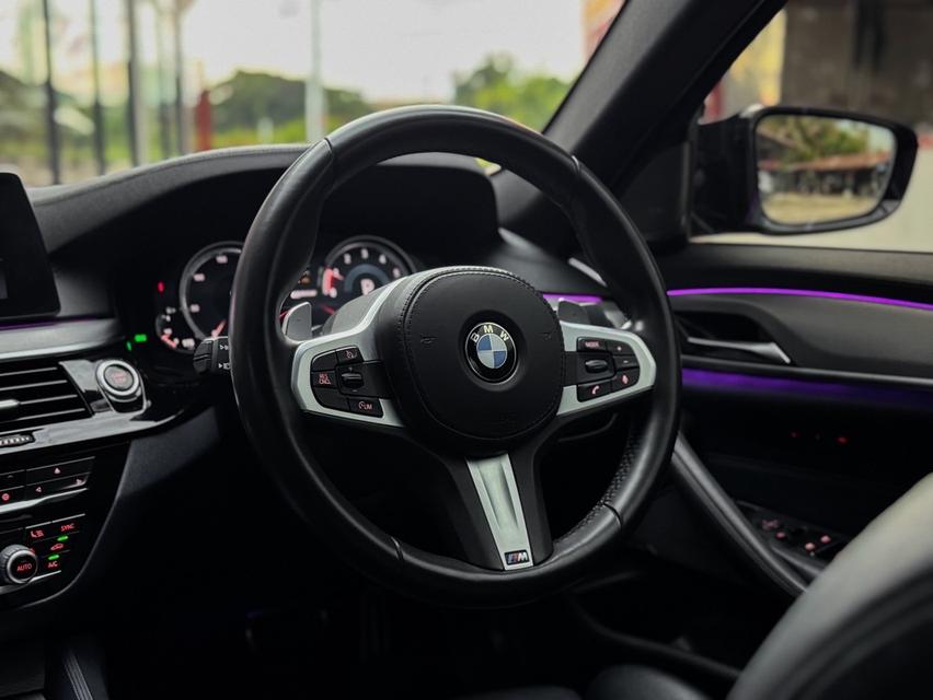 รหัสรถ MCA53 2018 BMW 530E M-SPORT G30 TO M5 LCI LOOK 9
