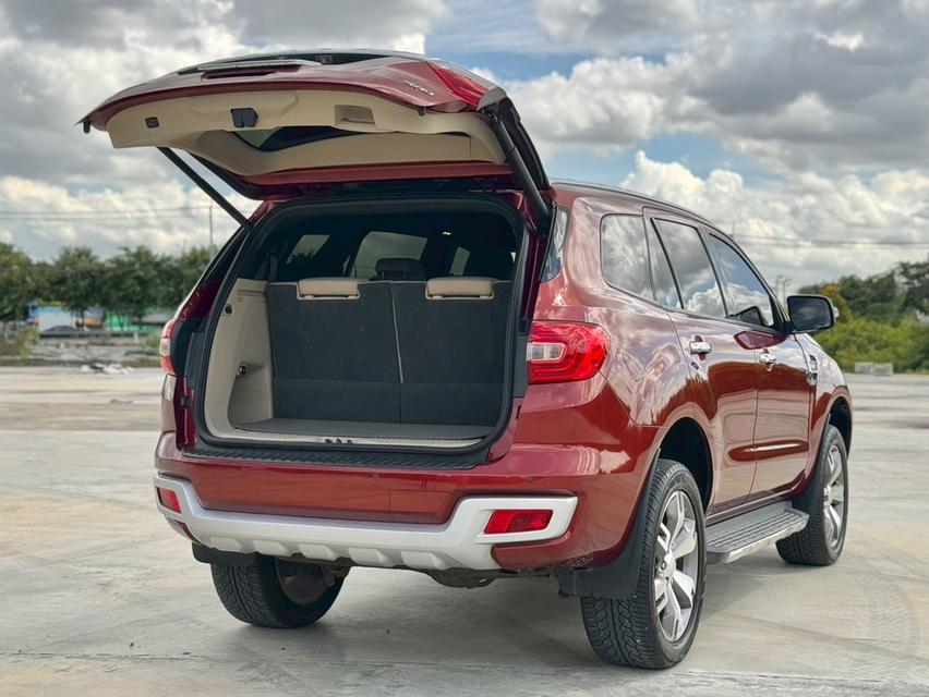 FORD EVEREST Wagon 4dr Titanium+ 7st Auto 6sp 4WD 3.2DCT (Navi)Y17สีแดง เกียร์ออโต้