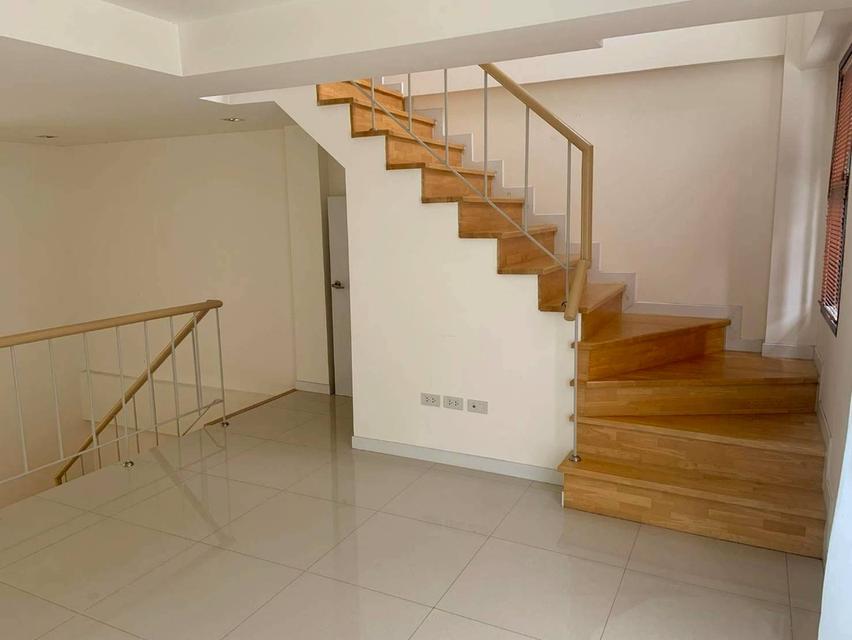 ให้เช่าทาวน์โฮม 3 ชั้น โครงการ Y Residence สุขุมวิท 113 ใกล้ BTS ศรีด่าน (N.1799)