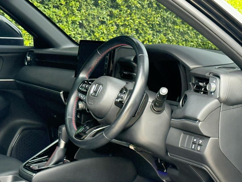😍 2022 HONDA HRV eHEV RS 😍 รถมือเดียวออกป้ายแดง สภาพป้ายแดง วิ่งน้อยเพียง 60,000 กม รถไม่เคยมีอุบัติเหตุครับ 10