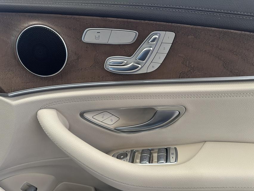 MERCEDES BENZ E350e 2.0 Exclusive ปี2018 รูปที่ 5