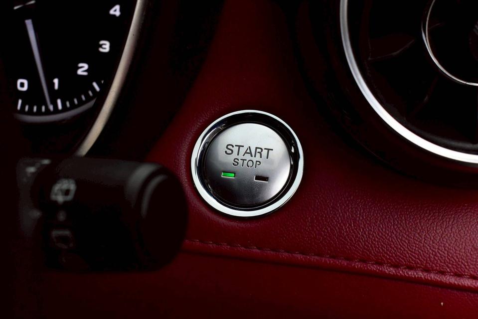 MG HS 1.5 Turbo X Sunroof ปี 2020 ✨ SUV สปอร์ตหรู ฟังก์ชันจัดเต็ม ราคาคุ้มมาก ✨ 🖤 สีดำ เท่ ดุดัน 📍 ไมล์ 97,xxx กม. 💥 ราคาเพียง 379,000 บาท 💥 💸 รูปที่ 17