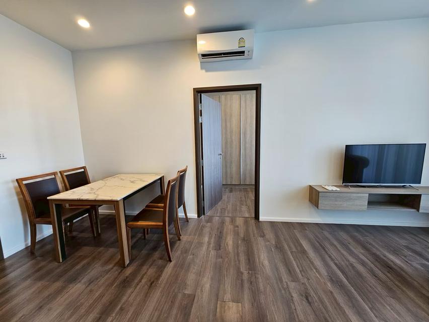 ให้เช่าคอนโด Whizdom Essence สุขุมวิท–พระโขนง ห้องใหญ่แต่งครบ พร้อมอยู่ 8