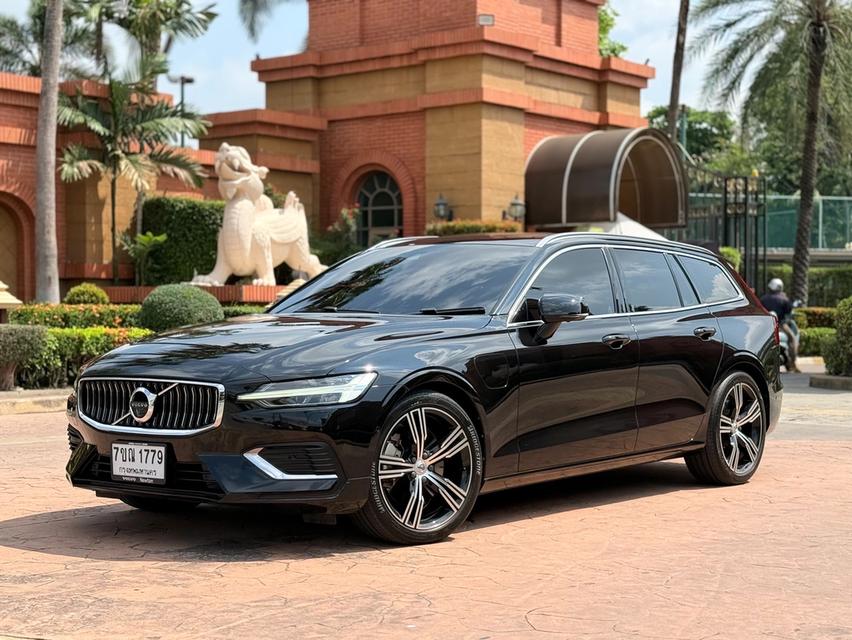 รหัสรถ PJP1779 รับซื้อรถบ้าน 2022 VOLVO V60 T8 INSCRIPTION