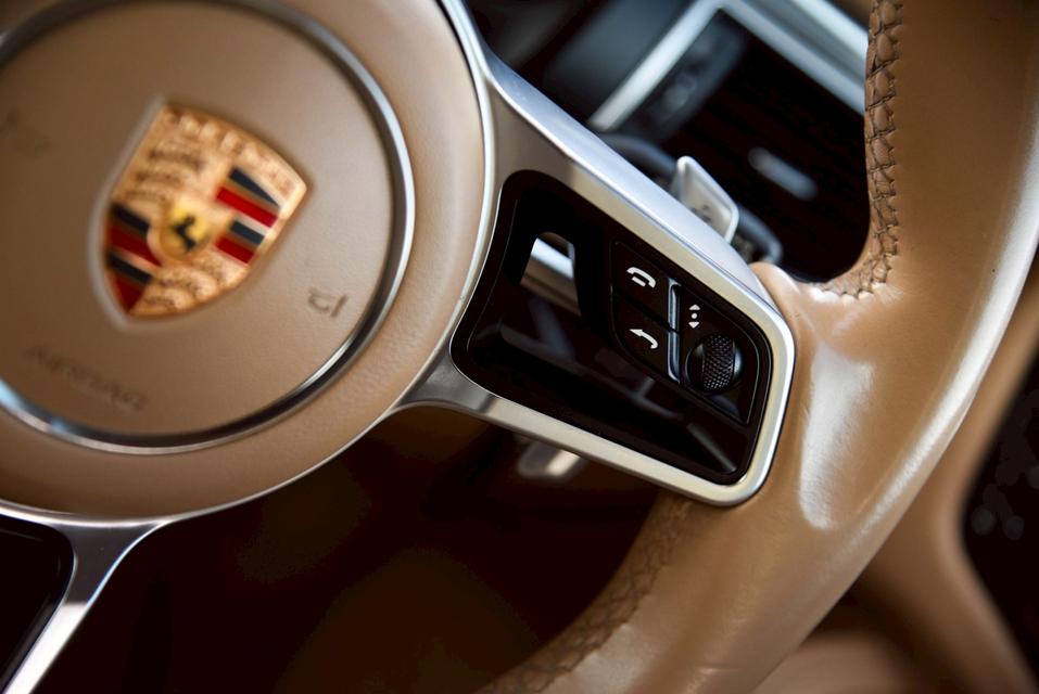 รหัสรถ CBL5899 Porsche Macan 2.0 Turbo AT 2015 12