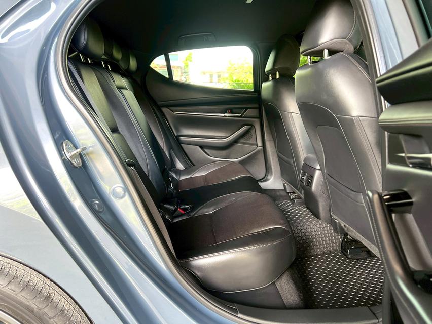 2020 Mazda3 2.0SP รถสวยจัดมือเดียว สภาพเยี่ยม 8