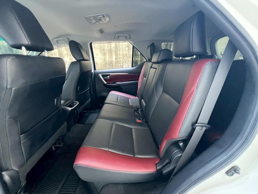 ปี 2022 TOYOTA FORTUNER, 2.4 COMMANDER รูปที่ 9