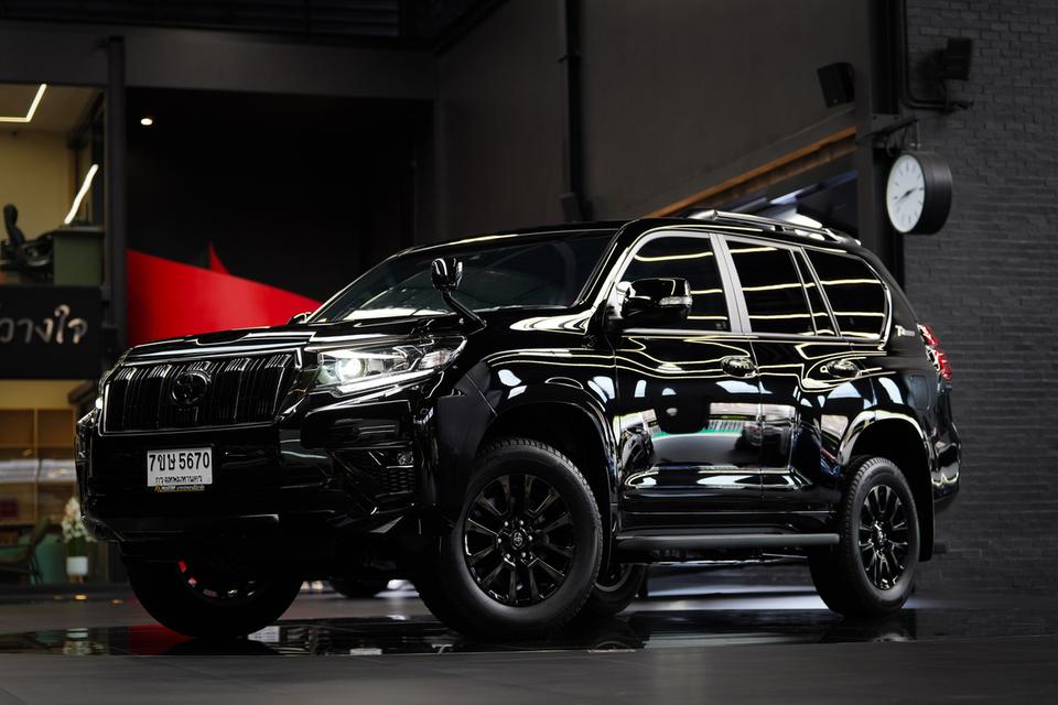 Toyota Land Cruiser Prado 70th Anniversary 2022 (โฉม J150 รุ่นฉลองครบรอบ 70 ปี) พร้อมส่งมอบในราคา 2,690,000 บาท